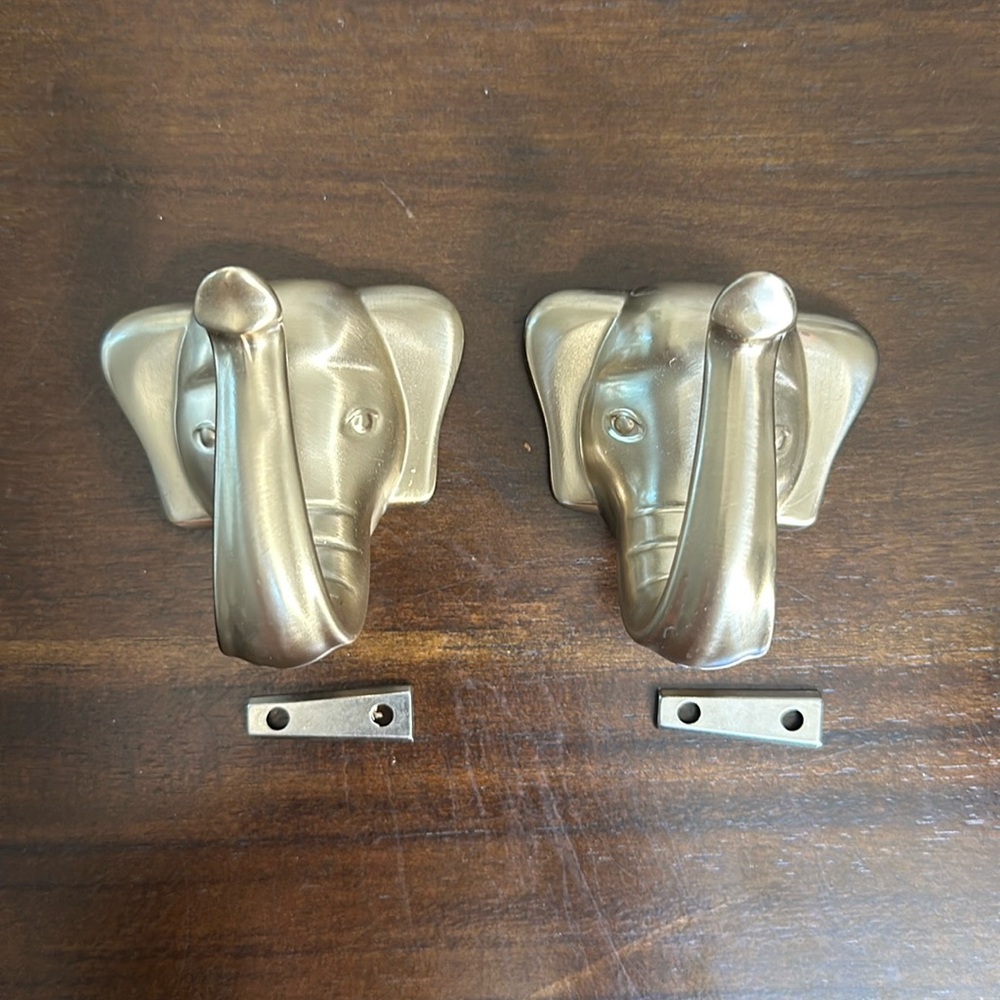Elephant Hooks